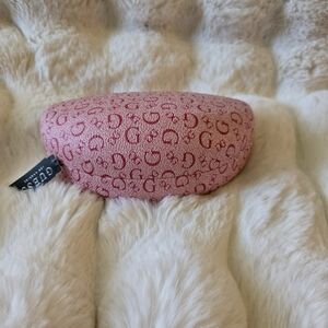 NWT Guess Hardshell Glasses Case